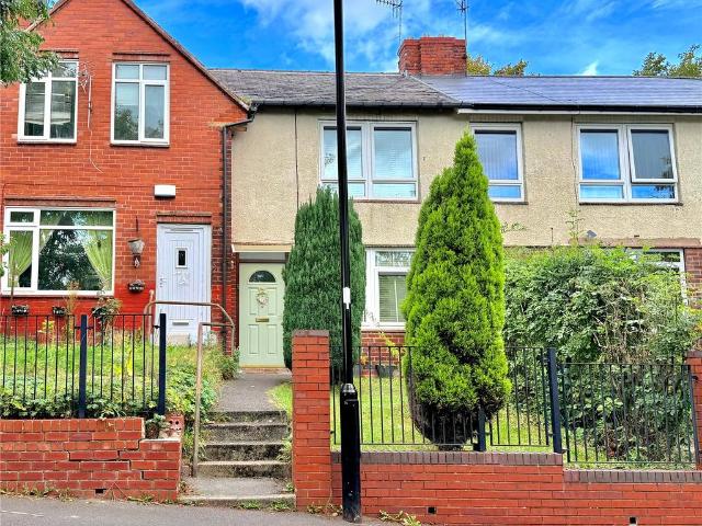 House for sale in Sheffield Lane Top, Sheffield