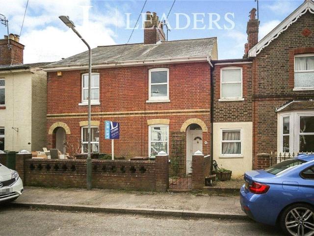 House for sale in Southborough, Sandown Park