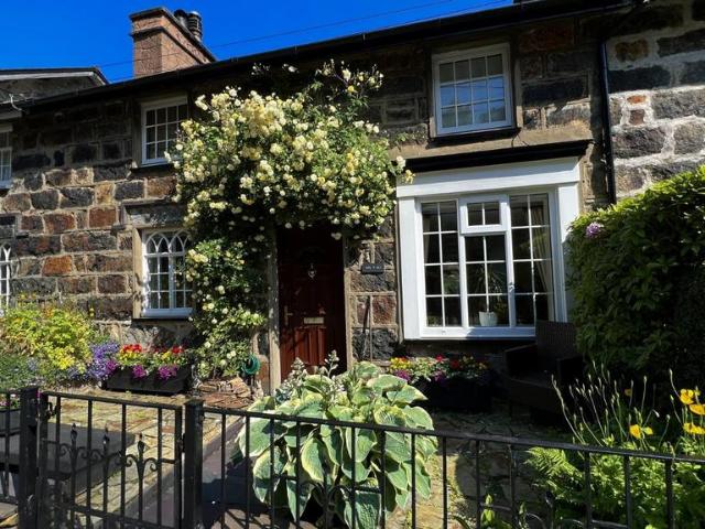House for sale in Beddgelert, Wales