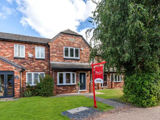 House for sale in Green Close, Warwickshire