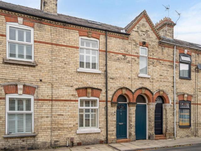 House for sale in High Field, York