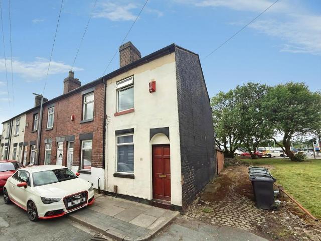 House for sale in Burslem, Stoke-on-Trent