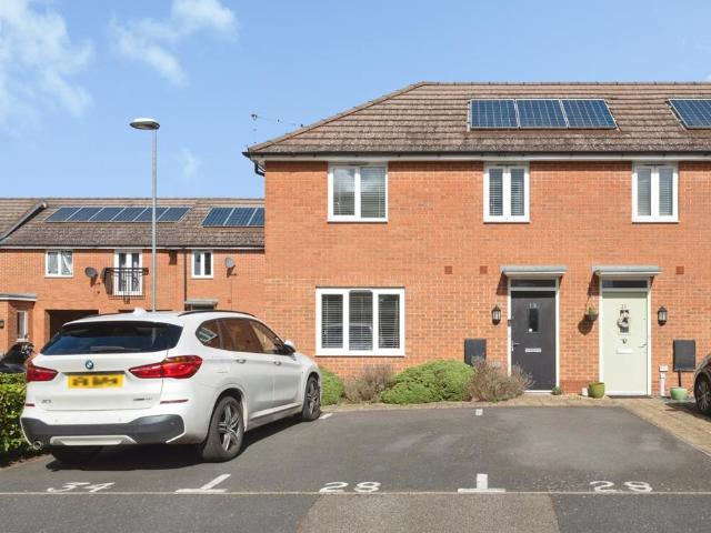 House for sale in Wolverton and Greenleys, Old Wolverton