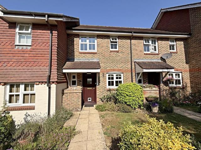 House for sale in Tedfold, Horsham