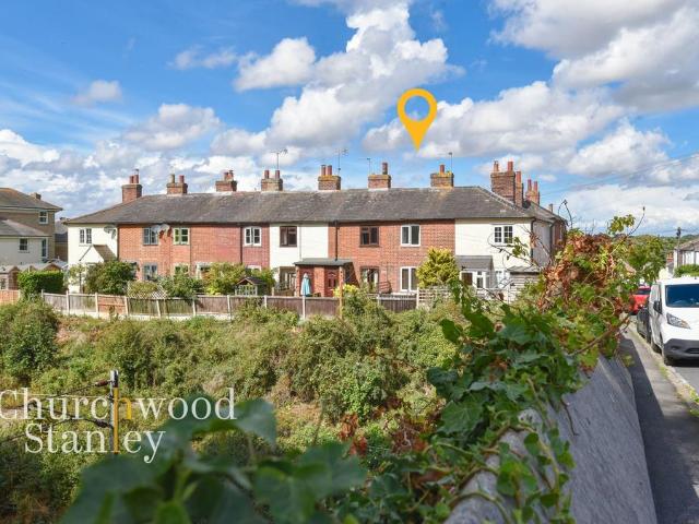 House for sale in Mistley, Dale Hill
