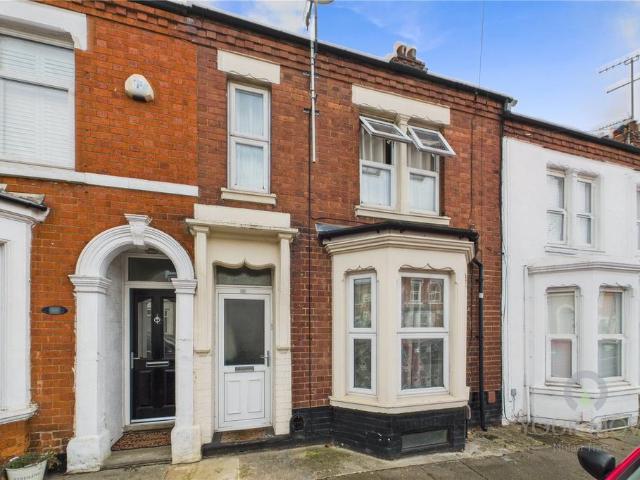 House for sale in Northampton, Northamptonshire
