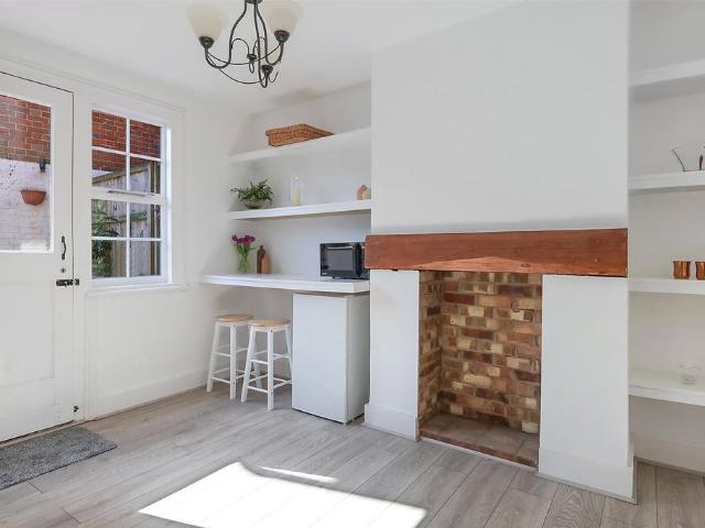 House for sale in Pachesham Park, Surrey