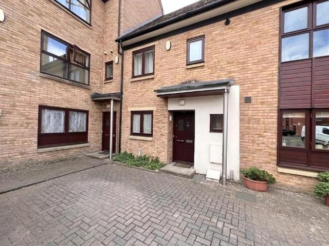 House for sale in Northampton, Northamptonshire
