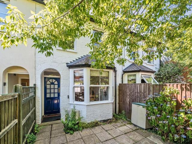 House for sale in Lower Green Esher, Blackhills