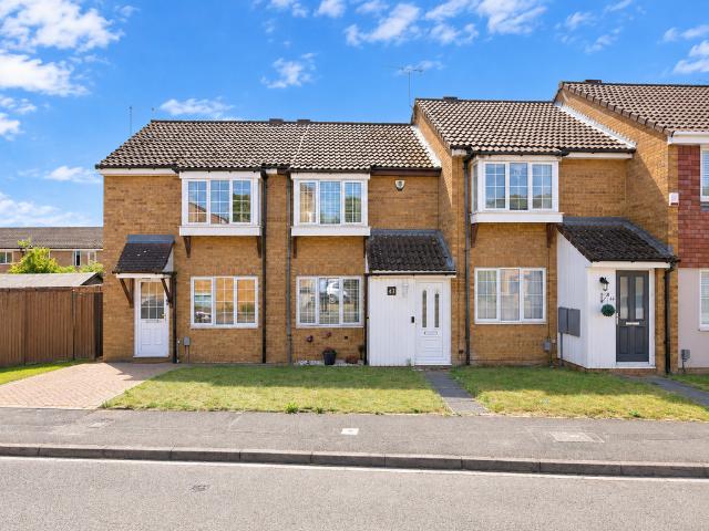 House for sale in Woodside Estate, Houghton Regis