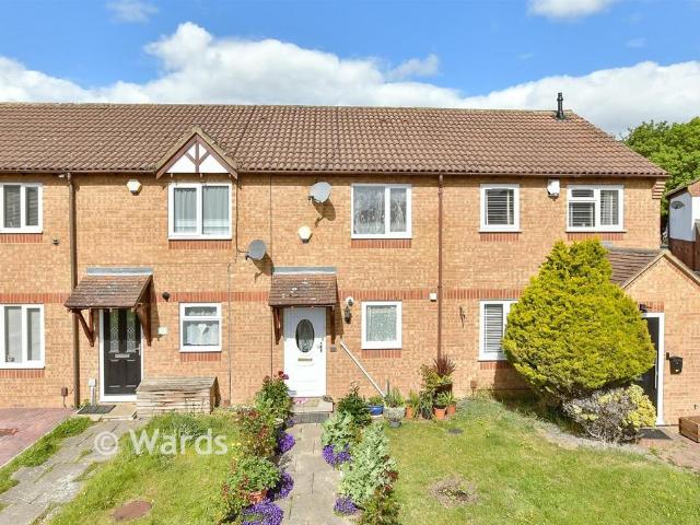 House for sale in Oad Street, Kent