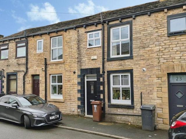 House for sale in Saddleworth, Pendock