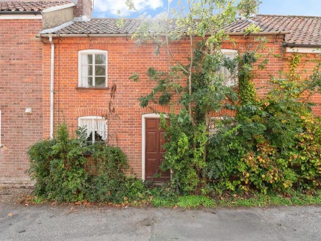 House for sale in Crostwick, Norfolk