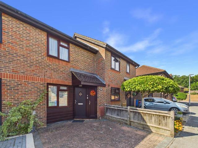 House for sale in Warfield, Newell Green