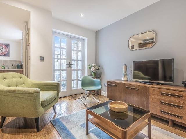 House for sale in Royal Borough of Greenwich, Greater London