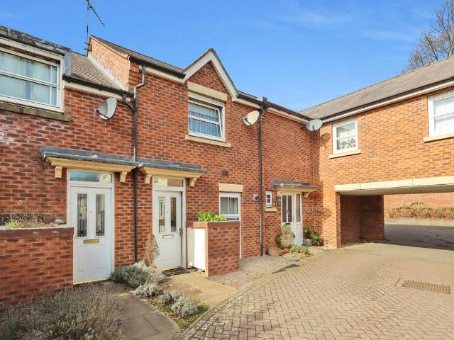 House for sale in Overslade, New Bilton