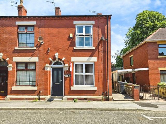 House for sale in Ashton-under-Lyne, Tameside