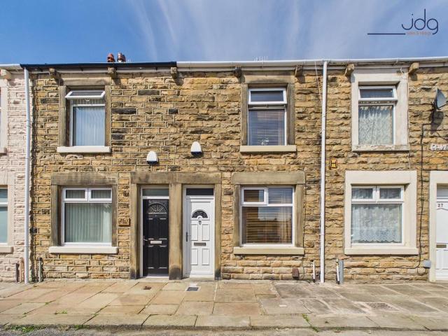 House for sale in Skerton, Bare