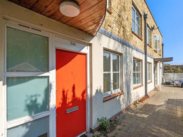House for sale in Wanstead, Greater London