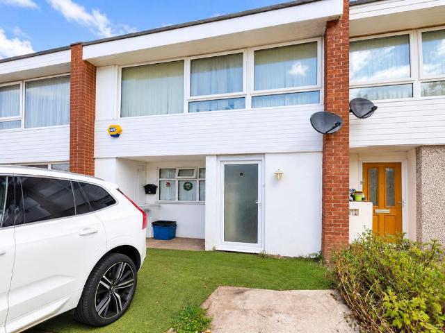 House for sale in Greater London