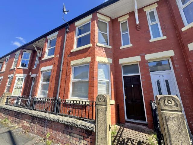 House for sale in Georgia, Greater Manchester
