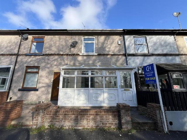 House for sale in Low Moor, West Yorkshire