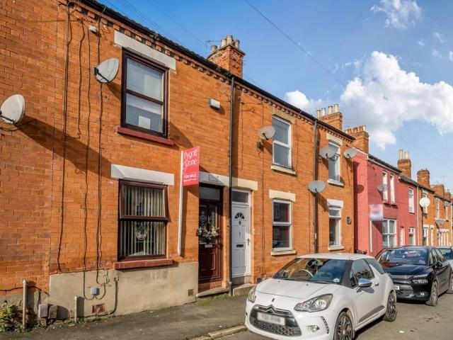 House for sale in Grantham, Barholm