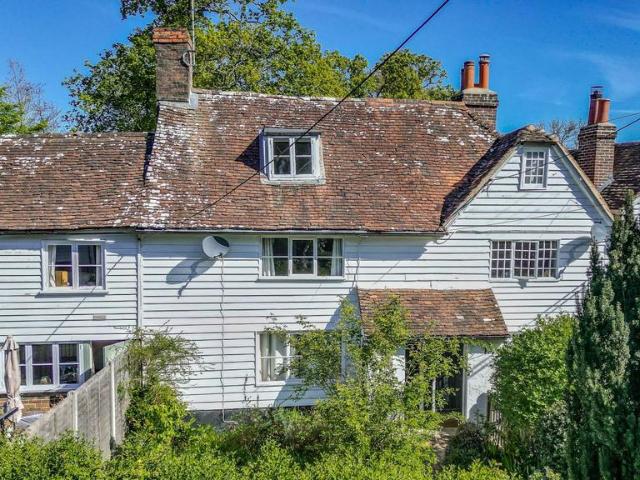House for sale in Cranbrook & Sissinghurst, Sandown Park