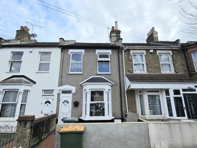 House for sale in Upton Park, Greater London