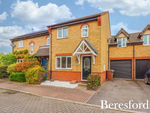 House for sale in South Ockendon, Essex
