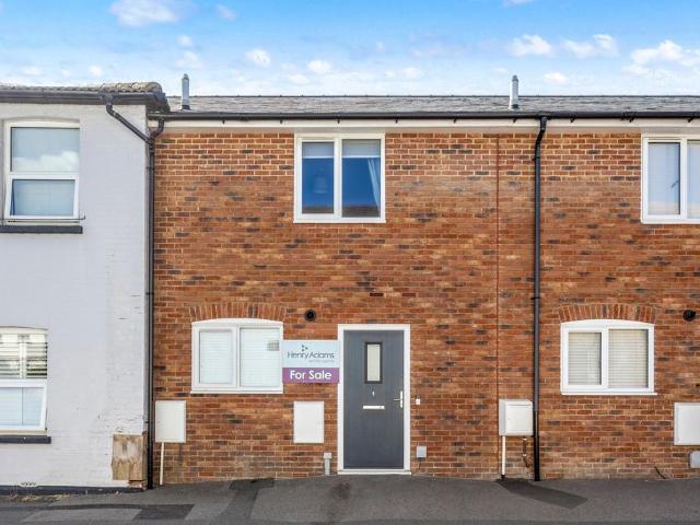 House for sale in New Town, Horsham