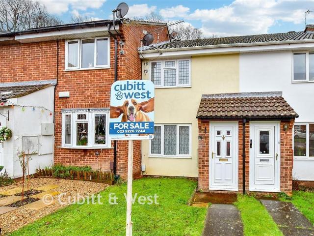 House for sale in Spring Vale, Hampshire