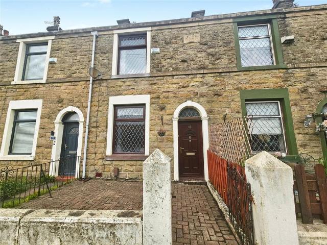 House for sale in Bradshaw, Lee Bank