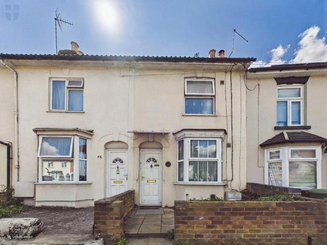 House for sale in Quarrendon, Aylesbury