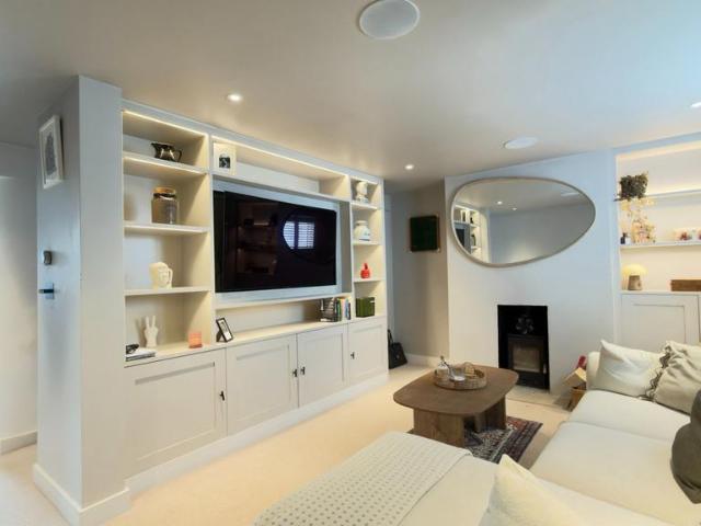 House for sale in Ewens Farm, Golden Valley