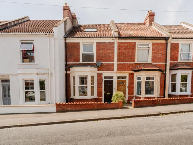 House for sale in Feckenham, City Of Bristol