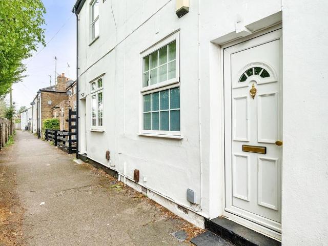 House for sale in Clewer Village, Windsor
