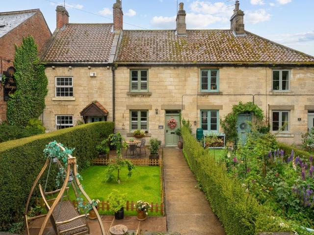 House for sale in Burton Leonard