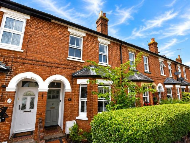 House for sale in Farnborough, Hampshire