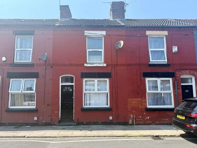 House for sale in Stoneycroft, Calderstones