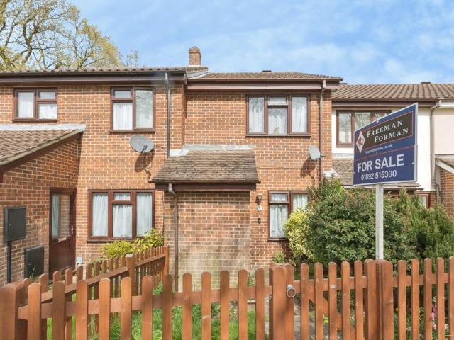 House for sale in Southborough, Sandown Park