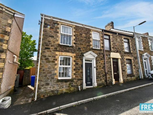 House for sale in Nangreaves, Wales