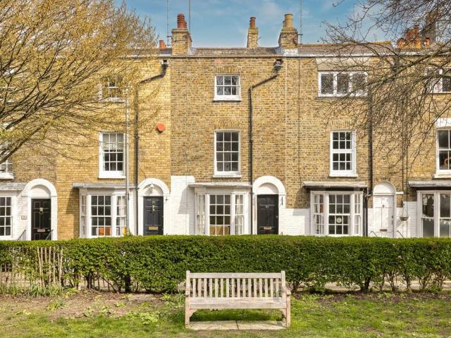 House for sale in East Cliff, Acol