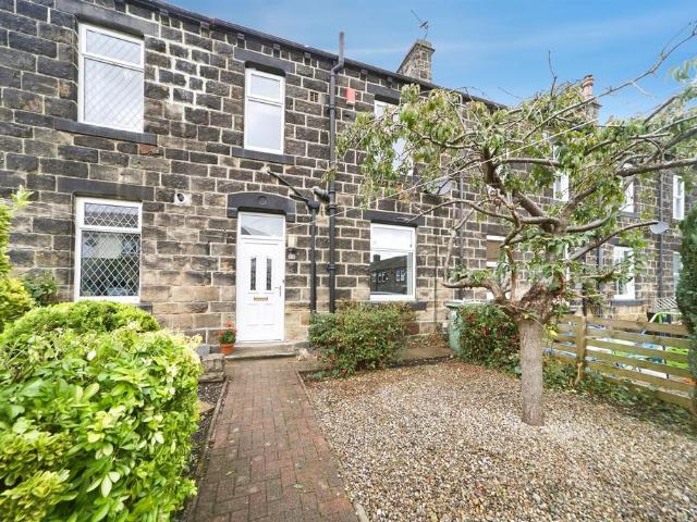 House for sale in Rufford Park, Yeadon
