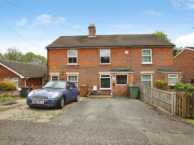 House for sale in Barton Stacey, Hampshire