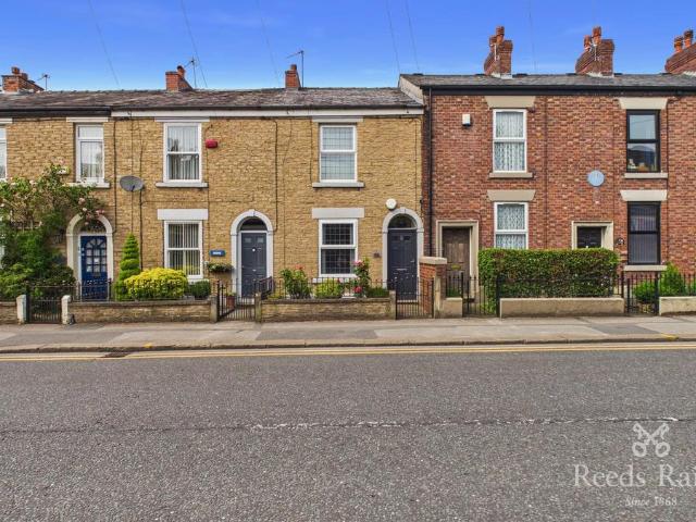 House for sale in Godley, Greenheys