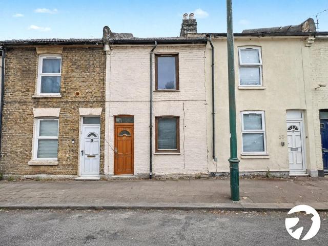 House for sale in Luton, Chatham