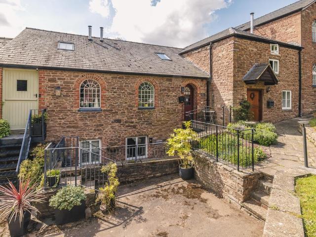 House for sale in Weston Under Penyard