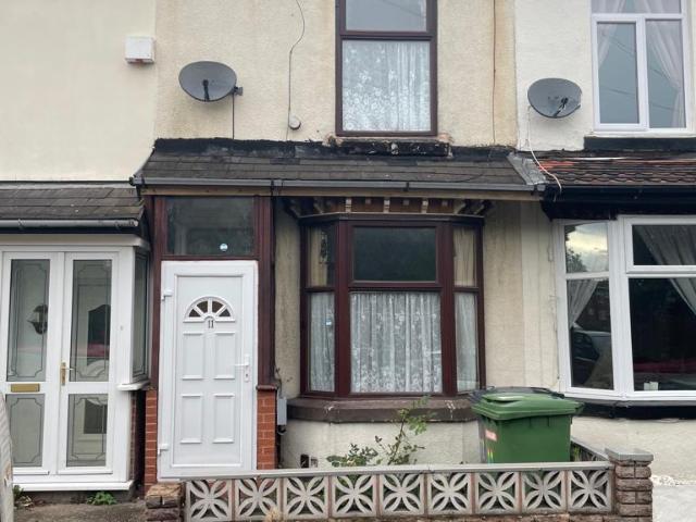 House for sale in Bilston, West Midlands