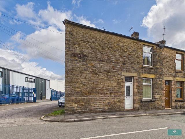 House for sale in Shaw and Crompton, Pendock